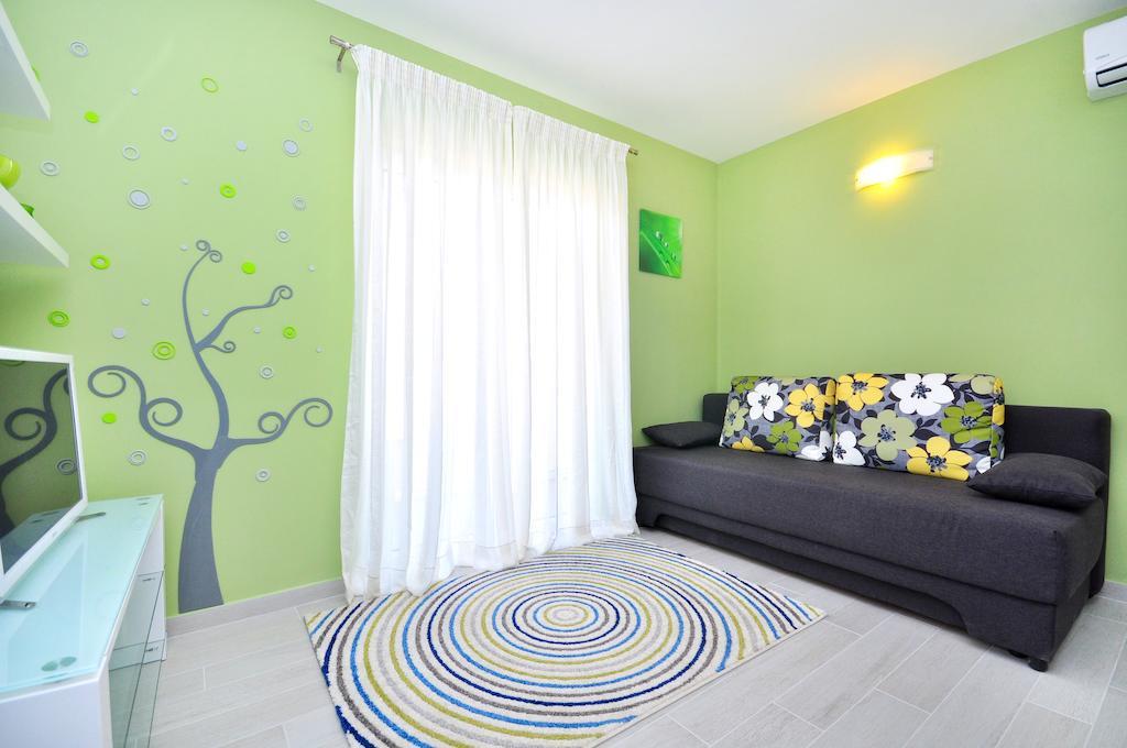 טרוגיר Apartments Sakal חדר תמונה