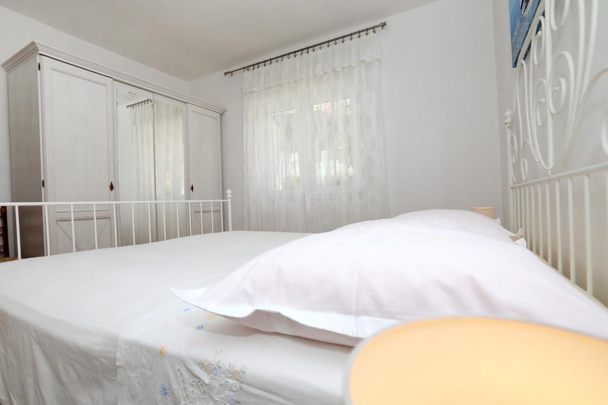 טרוגיר Apartments Sakal מראה חיצוני תמונה